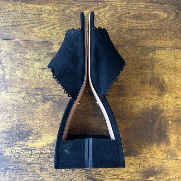 Pelle Moda Rayna Black Suede Heels 9 - Picture 7 of 10